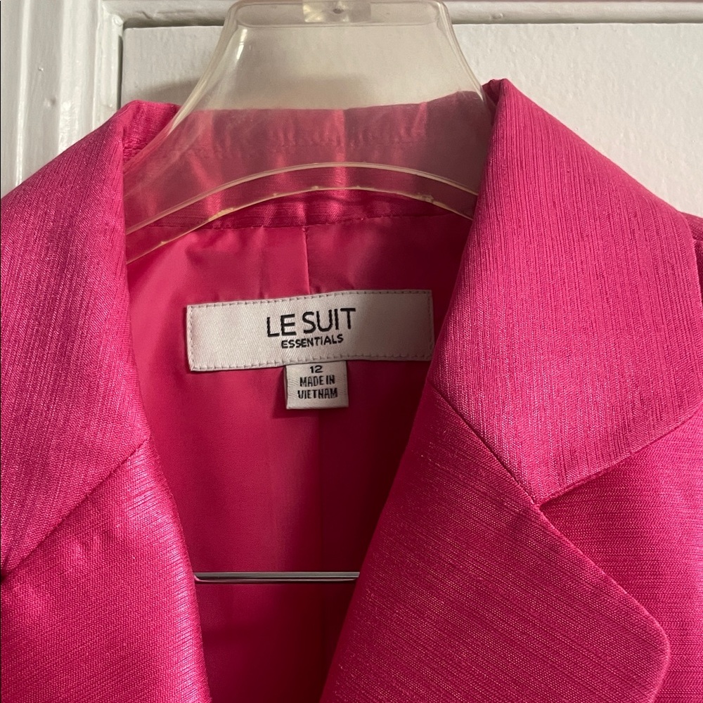 Le Suit Hot Pink Suit - Picture 2 of 4